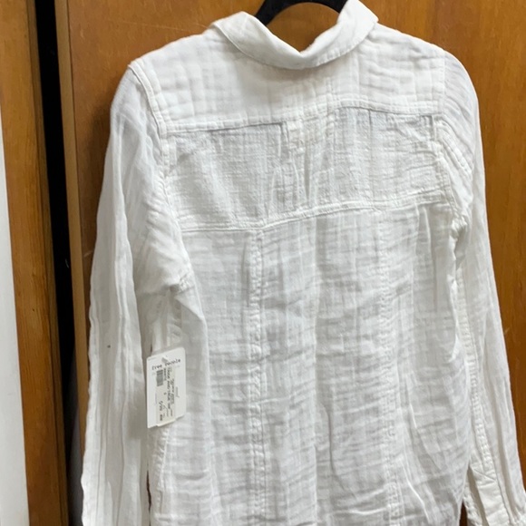 We The Free White Button-Up Blouse - Picture 2 of 2